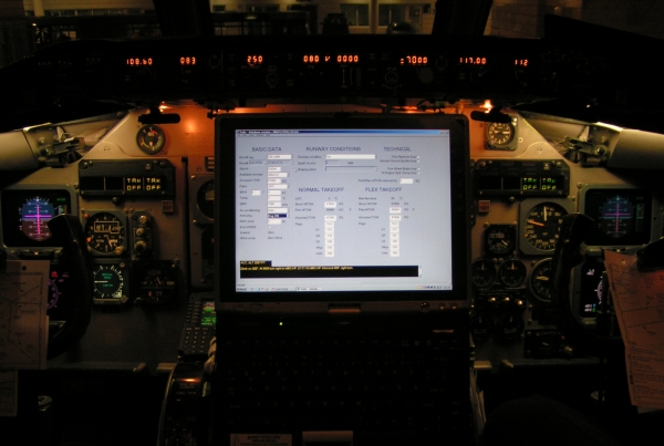 md80_cockpit_3.jpg