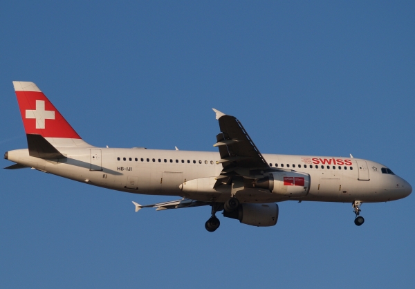 swiss_a320.jpg